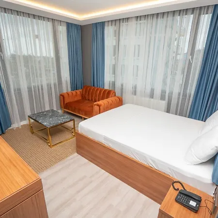 Center Hotel
